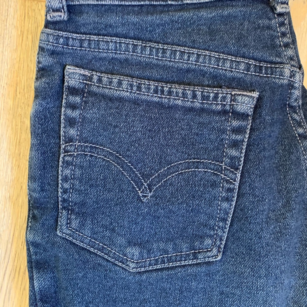 Vintage Levi’s High Waisted Slim Jeans